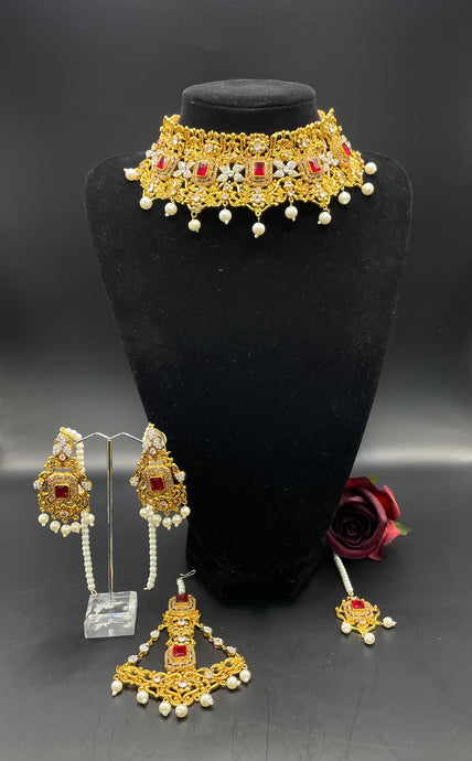 Red and gold set